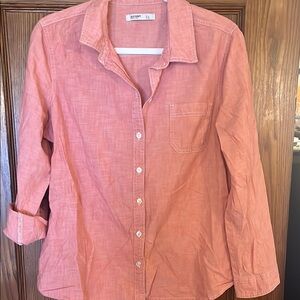 Old Navy Women's Pink Button Down Shirt